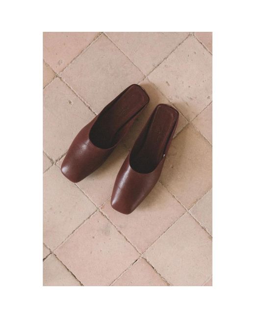 Cortana Brown Mules
