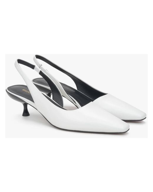 ESTRO White Pumps