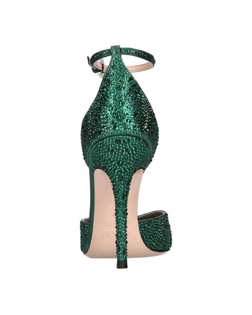 Pumps di Gedebe in Green