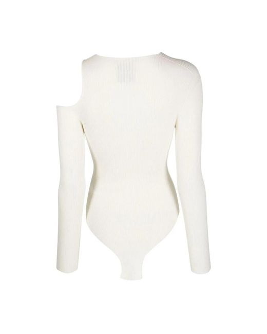 Aeron White Full-Body