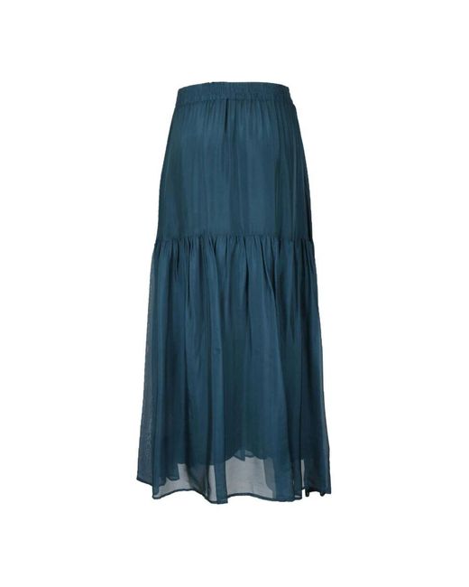 Top elegante in seta di Attic And Barn in Blue