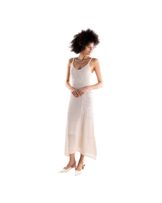 Knitted Dresses Akep en coloris Pink