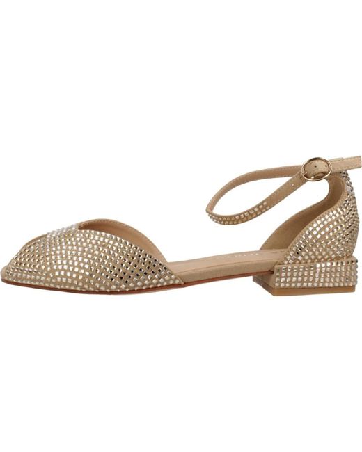 Flat Sandals Alma En Pena. de color Brown