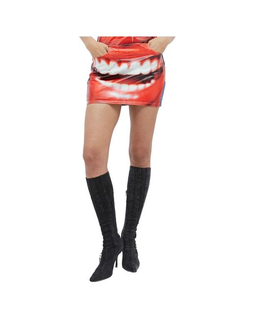 Falda de denim con estampado de boca DIESEL de color Red
