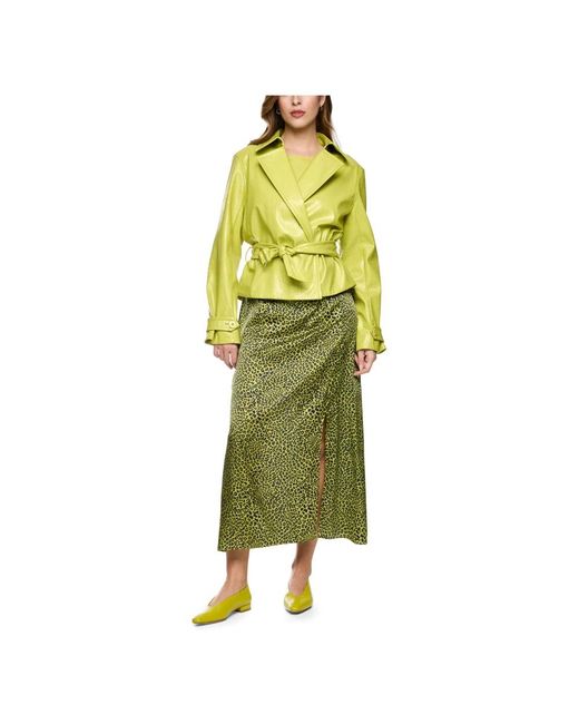 Light Jackets Marc Cain de color Yellow