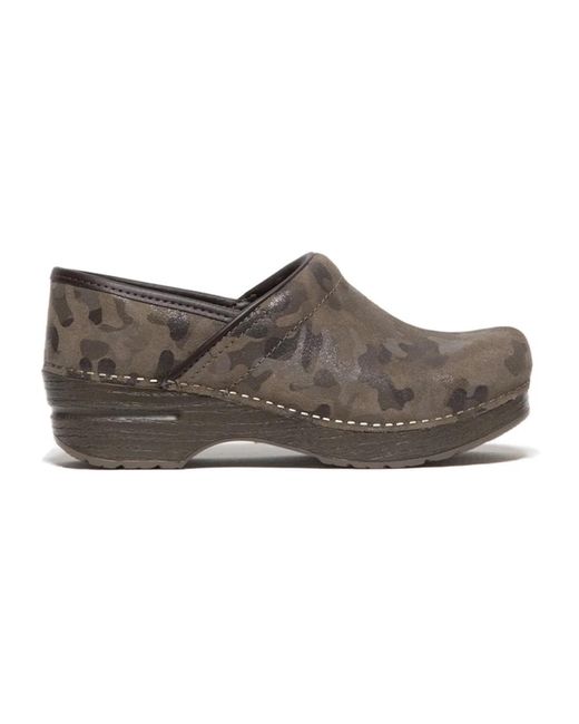 Loafers di Dansko in Gray