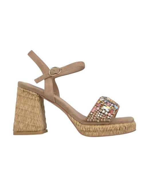 Alma En Pena. Metallic High Heel Sandals