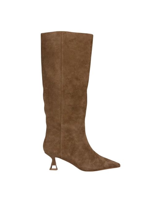 Alma En Pena. Brown Heeled Boots