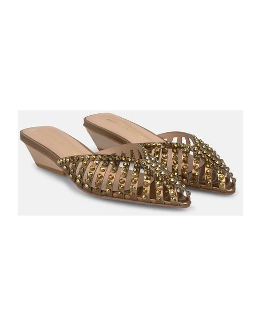 Alma En Pena. Brown Heeled Mules