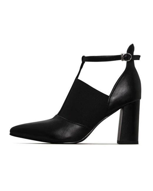Pumps di CESARE GASPARI in Black