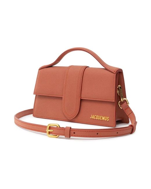 Handbags di Jacquemus in Red