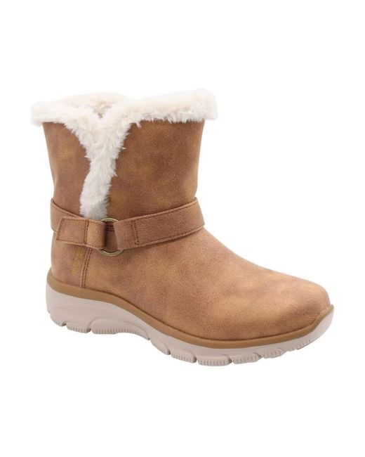Winter Boots di Skechers in Brown
