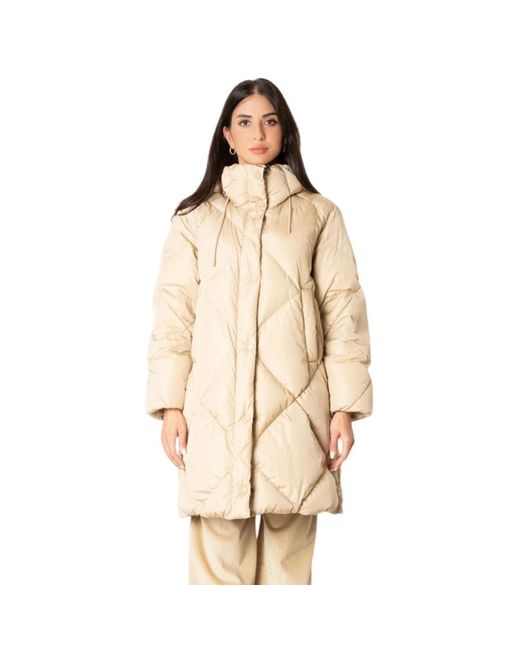 Piumino lungo - colore cacha di Weekend by Maxmara in Natural