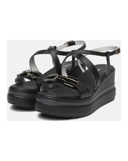 Nero Giardini Black Wedges