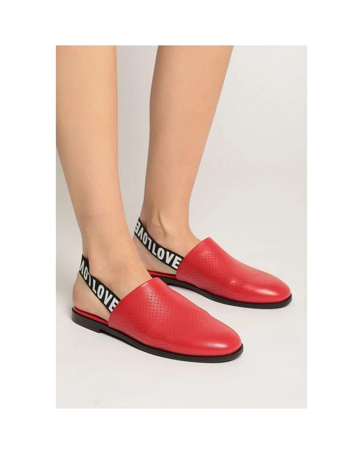 CESARE GASPARI Red Perforierte Lederslingback-Pantoletten