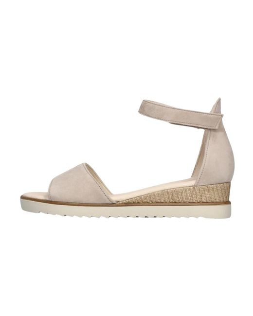 Gabor Schoenen ,Suède Sandalen Met Comfortabele Sleehak in het Metallic