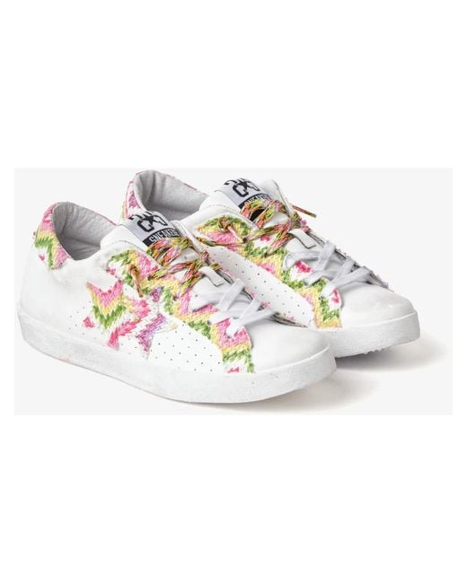 2 Star Pink Sneakers