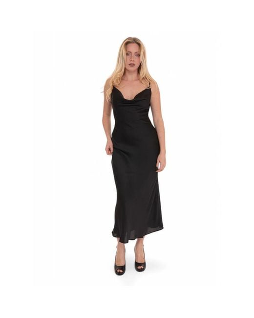 Maxi Dresses Guess de color Black