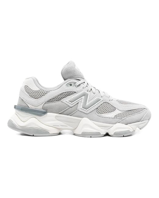 Sneakers New Balance de hombre de color White