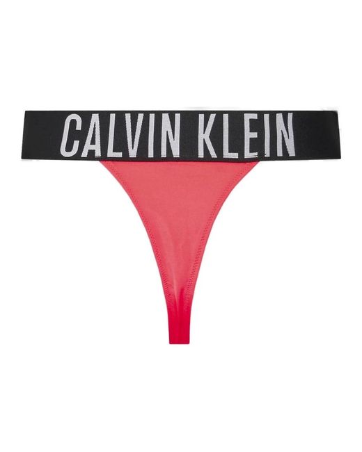 Bañador mujer thong primavera/verano Calvin Klein de color Red