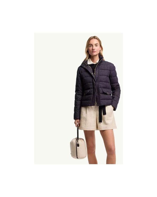 Moncler Bessettez Down Jacket in het Blue