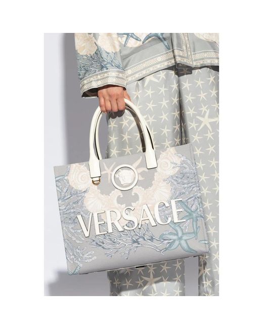 Bags > tote bags Versace en coloris Metallic