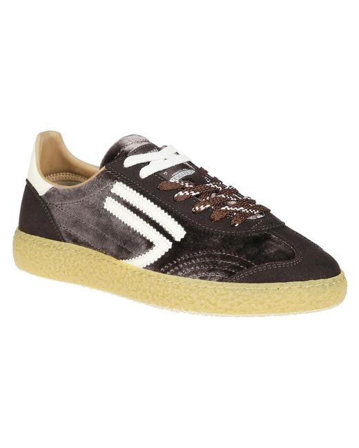 PURAAI Black Sneakers
