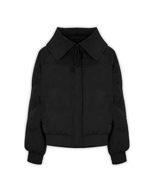 Winter Jackets di Kocca in Black