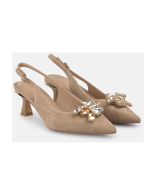Alma En Pena. Natural Pumps