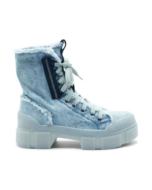 Vic Matié Blue Blauer Amphibien Fels