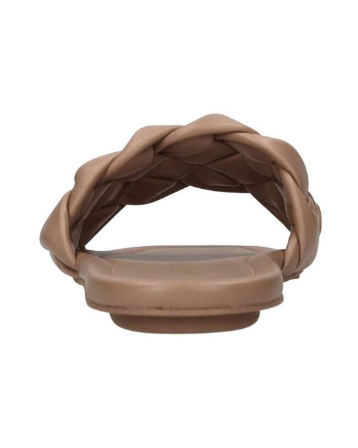 Sliders Stuart Weitzman en coloris Brown
