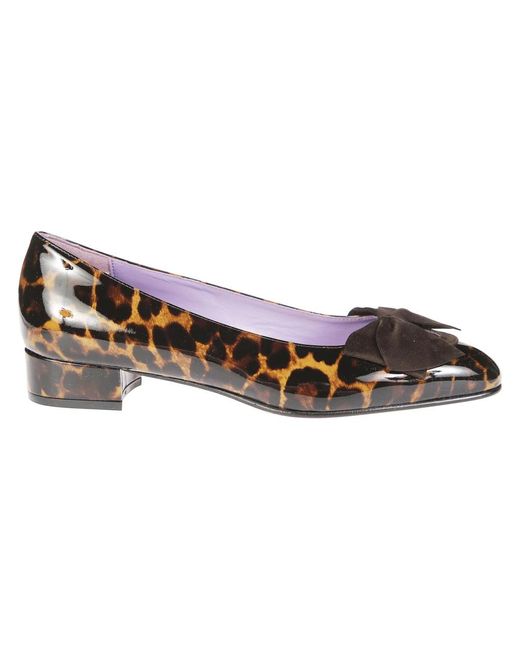 Pumps di CAREL PARIS in Brown