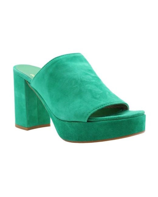 Heeled Mules di E mia in Green
