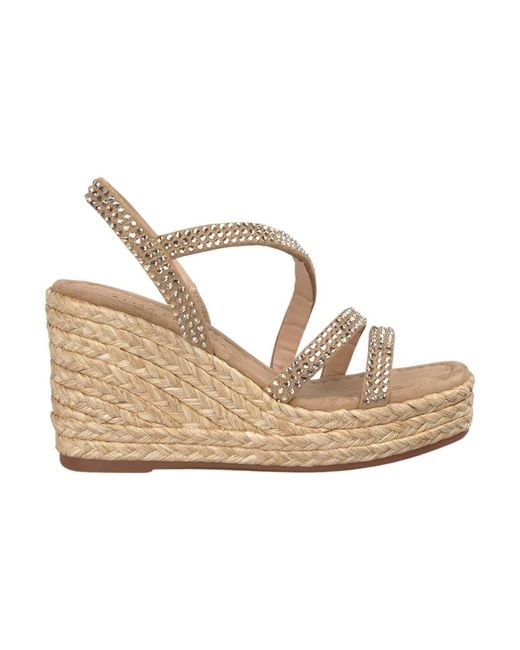 Wedges di Alma En Pena. in Metallic