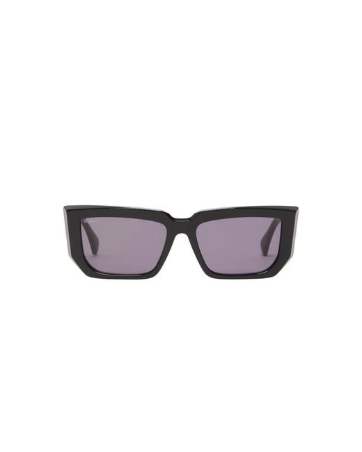 Max Mara Accessoires ,Zwart ,Moderne Cat-Eye Zonnebril Met Gouden Logos in het Black