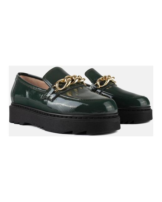 L37 Black Loafer