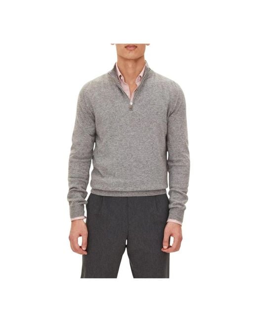 Oscar Jacobson Gray Turtlenecks for men