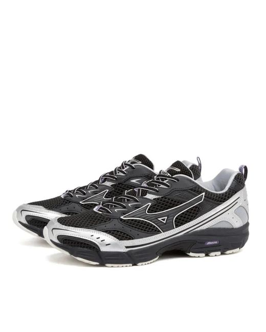 Sneakers di Mizuno in Black da Uomo