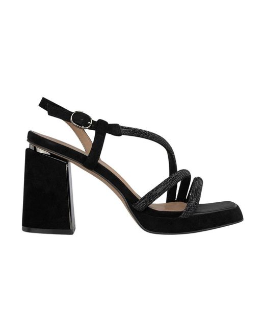 Alma En Pena. Black High Heel Sandals