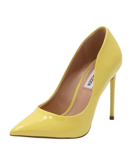 Steve Madden Vala Shock Pump in het Yellow