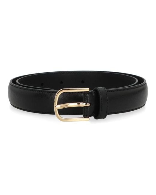 Totême  Black Belts