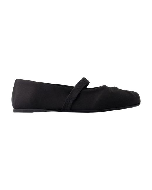 Ballerinas di Marni in Black