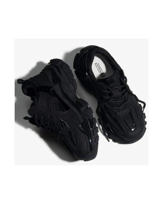 ESTRO Black Sneakers