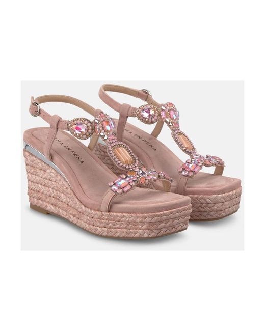 Alma En Pena. Pink Wedges