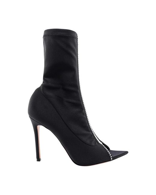 Heeled Boots di Gianvito Rossi in Black