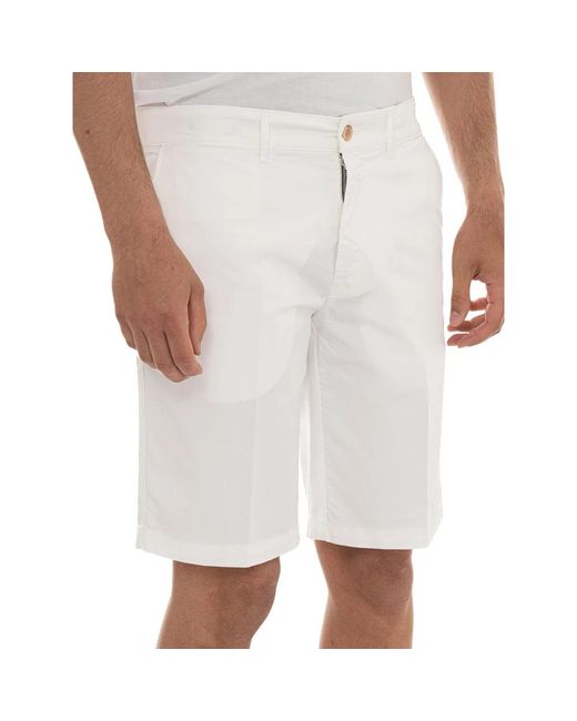 Harmont & Blaine Basic Bermuda Short in het White voor heren