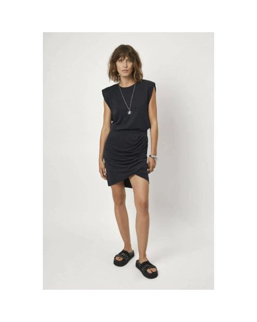 Dante 6 Black Sleeveless Tops