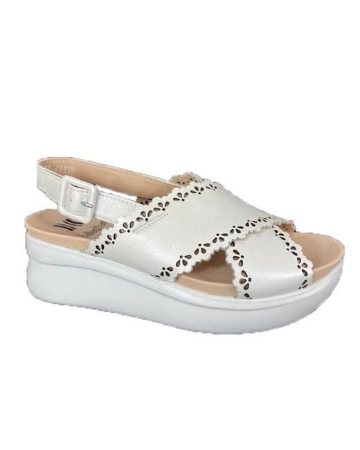 Callaghan White Sandalen