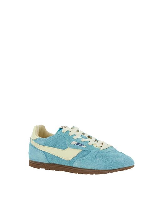 Sneakers di Autry in Blue