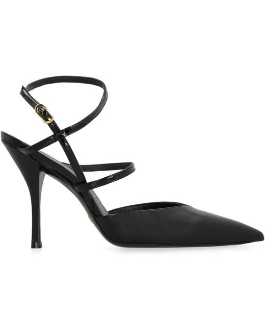 Pumps di Stuart Weitzman in Black